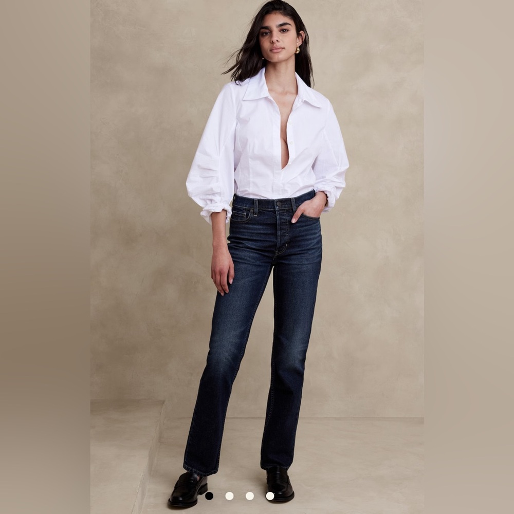 Banana Republic straight-leg relaxed jeans- size 27